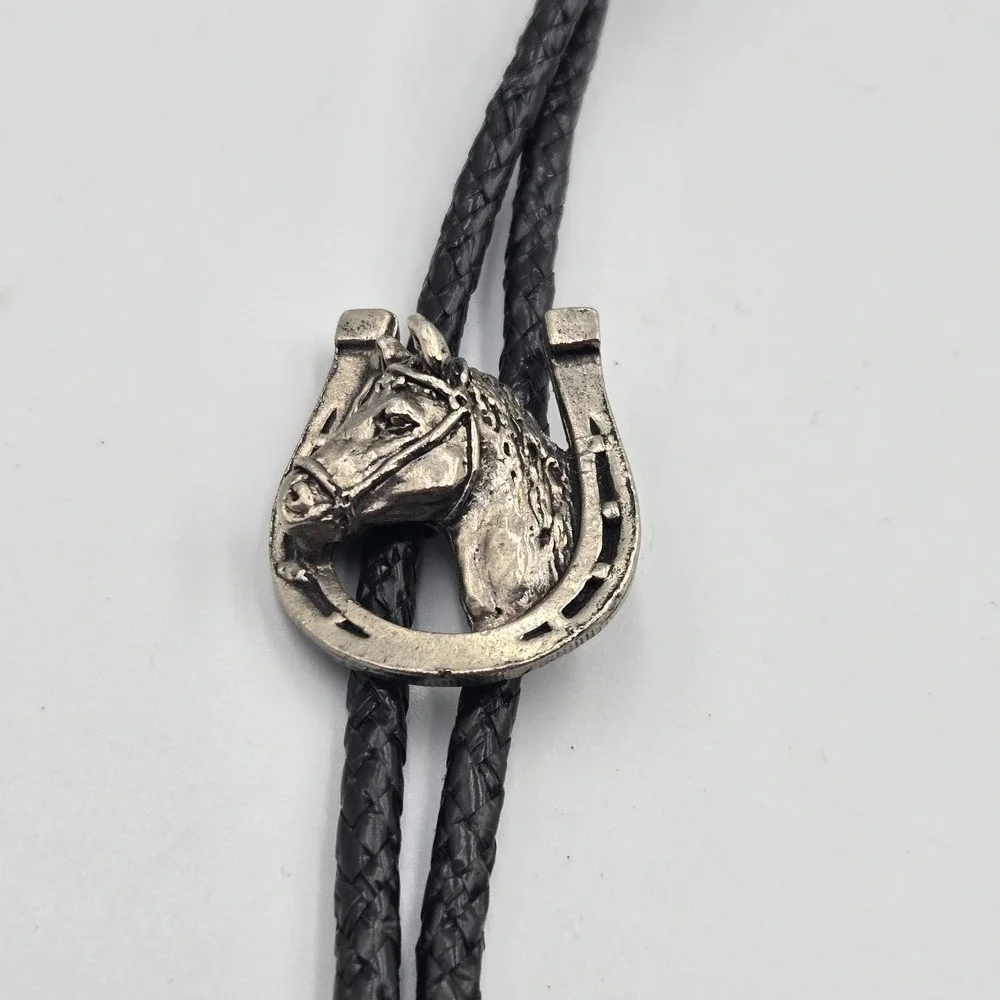 Vintage Bolo Western‎ Tie Silver Tone Horseshoe Horse Head W/ Braided Cord